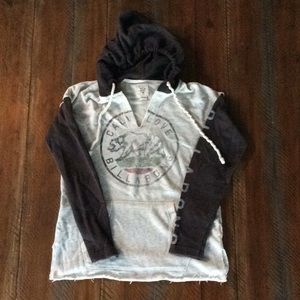 Women’s Billabong Sweatshirt Hoodie Graphic Top